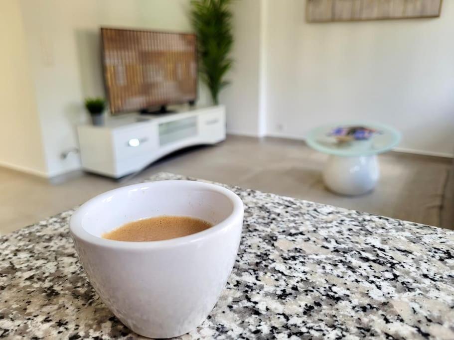 Apartment Palma - Central & Cozy With Free Private Parking Lugano Buitenkant foto