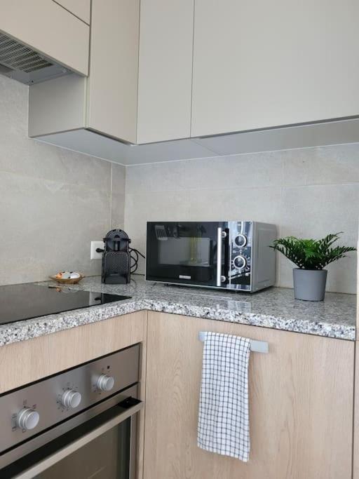 Apartment Palma - Central & Cozy With Free Private Parking Lugano Buitenkant foto